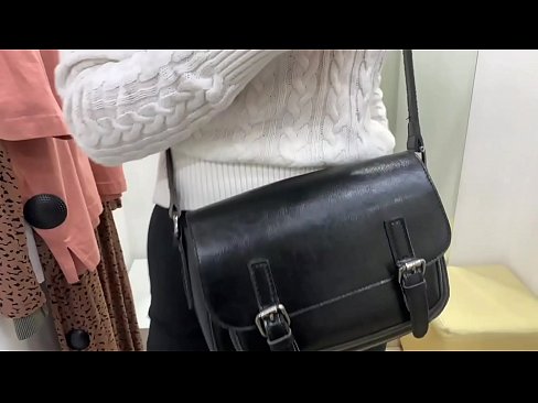 ❤️ Masturbação pública da jovem cadela FeralBerry com um dildo no provador ❤️ Porno fodido em pt-br.basseyn-vsem.ru ️❤